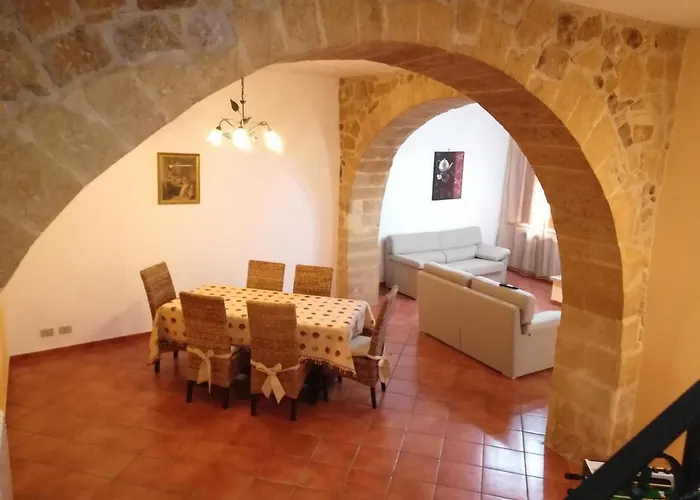 公寓 Segesta Les Arches Salemi