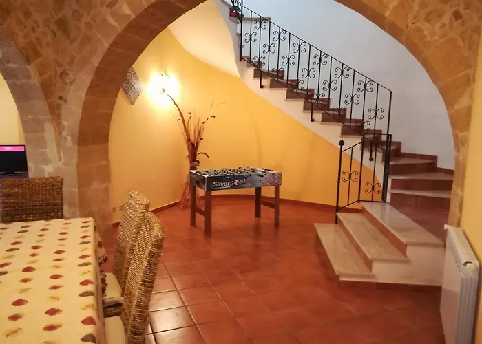 Segesta Les Arches 公寓 Salemi