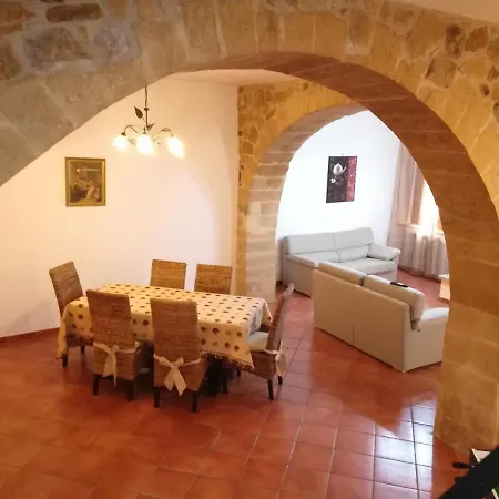 公寓 Segesta Les Arches Salemi